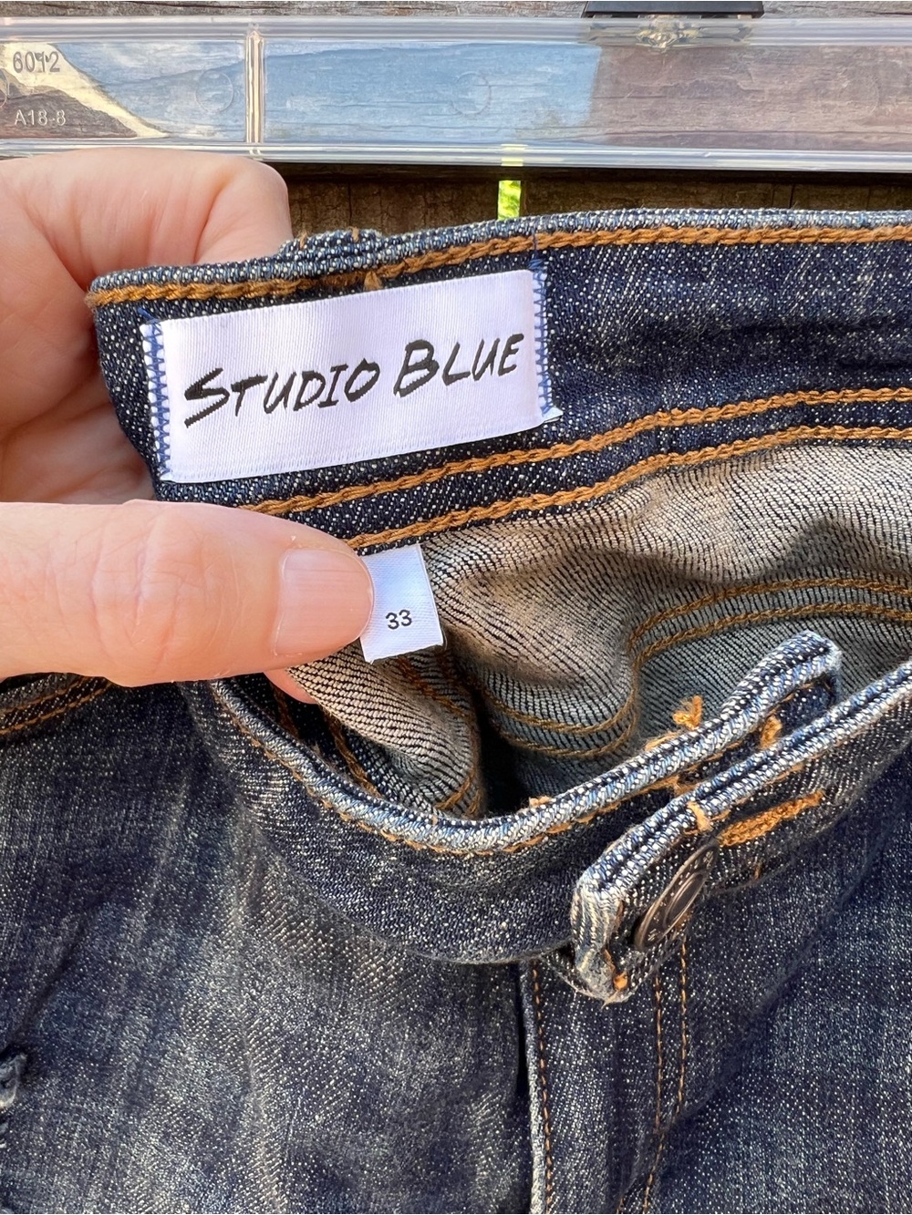 👗Distressed Dark Wash Denim Shorts - Women's - Picture 8 of 9